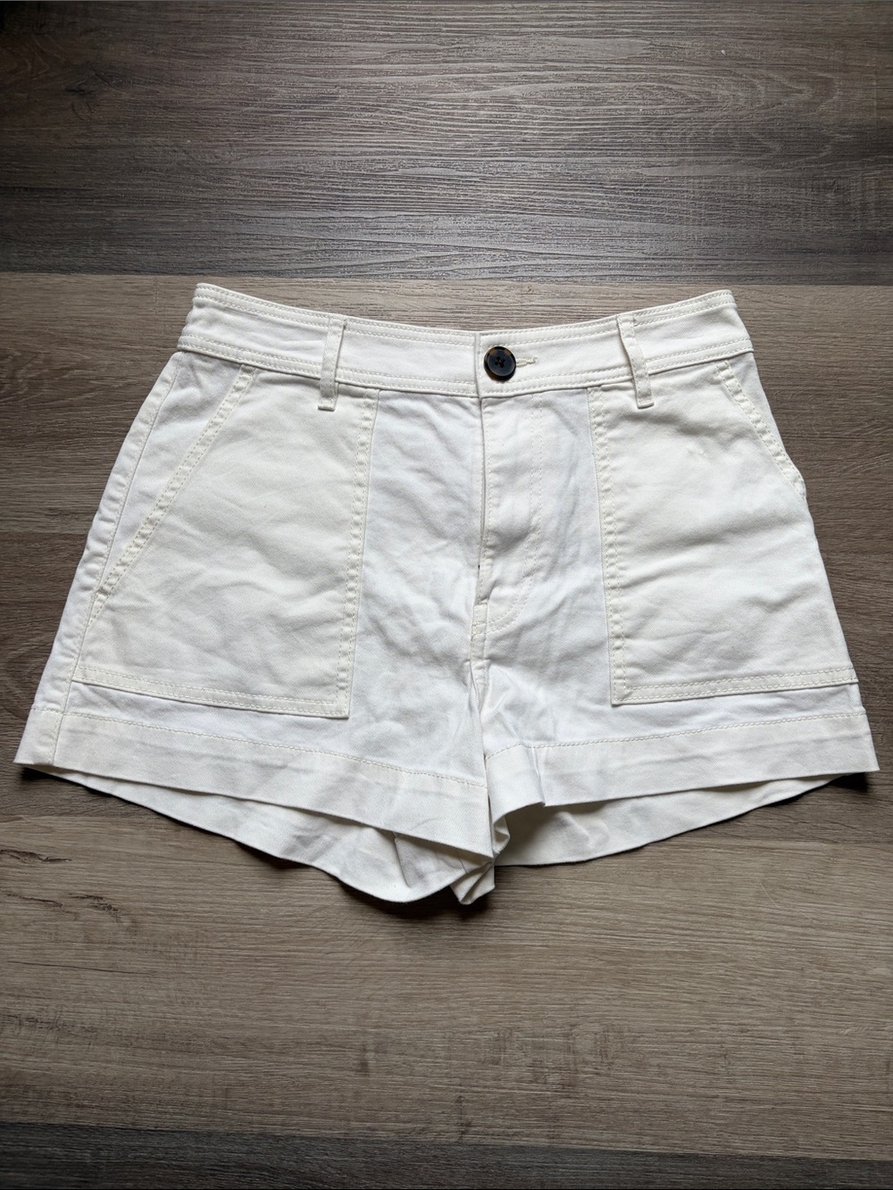 H&M Women’s High-Rise White Cotton Shorts
